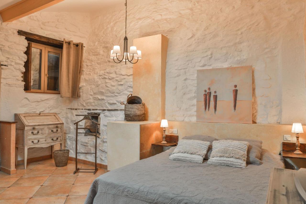 Maison D'Hotes Le Hameau De La Mure Saint-Laurent-du-Pape Exteriör bild