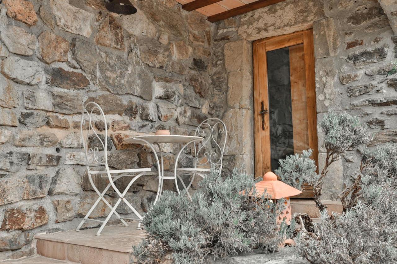 Maison D'Hotes Le Hameau De La Mure Saint-Laurent-du-Pape Exteriör bild